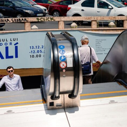 Toate scările rulante din Pasajul pietonal de la Piața Universității sunt funcționale, anunță primarul Capitalei