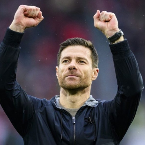 Instabilitatea lui Arne Slot la Liverpool: Xabi Alonso pe lista de înlocuitori