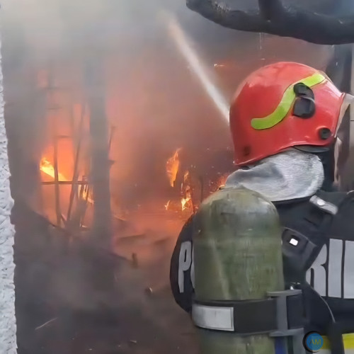 Incendiu devastator la o casă din Drobeta Turnu Severin