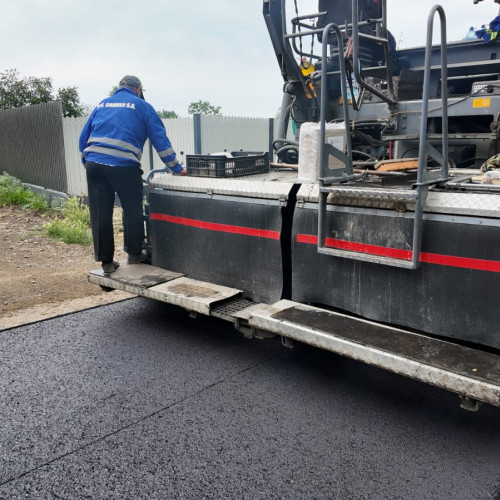 Primăria Mihăileni va moderniza peste trei kilometri de drumuri locale