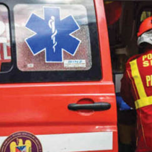 Incendiu în Bușteni: Un bărbat a murit în urma intervenției pompierilor