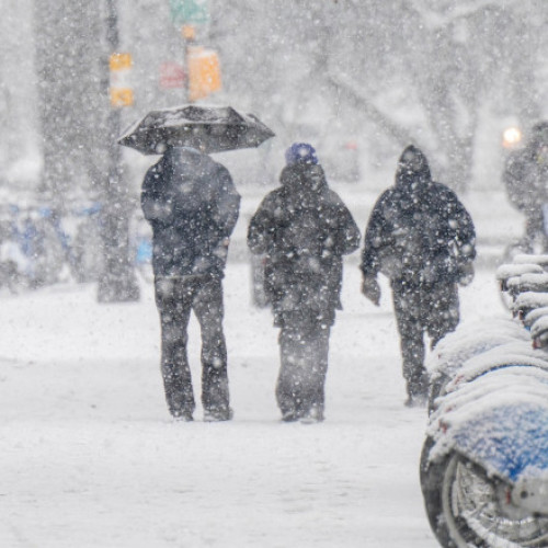 Peste 4.000 de zboruri anulate în SUA din cauza unei furtuni de iarnă
