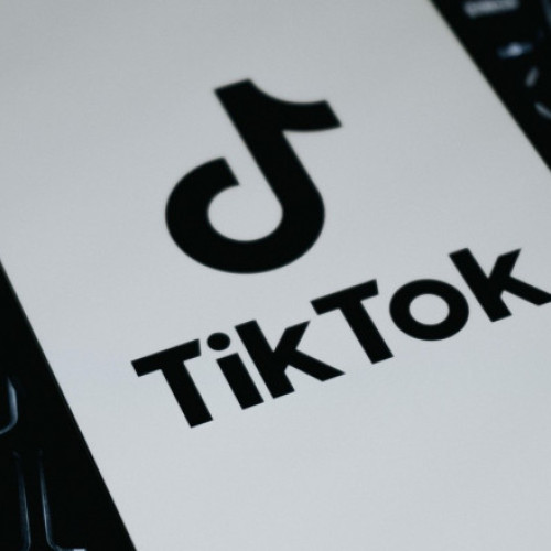 Acuzații de cenzură pentru TikTok după preluarea de către investitori americani
