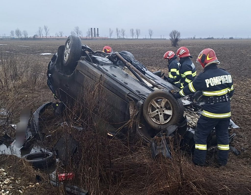Accident rutier în Oarja: Pompierii au intervenit rapid