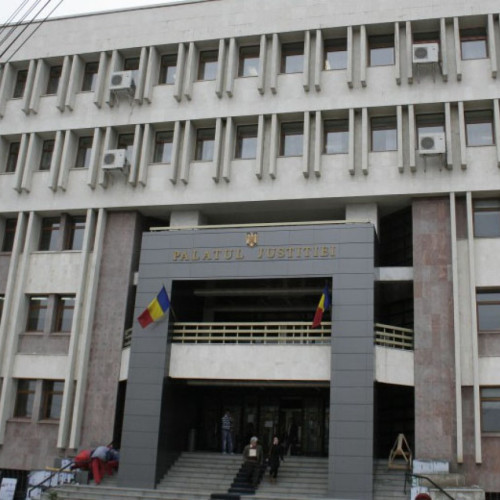 Un bărbat de 70 de ani, trimis în judecată pentru omor în Galați