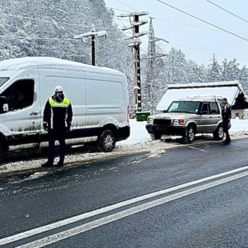Acțiune a poliției în Cavnic pentru verificarea stării tehnice a vehiculelor