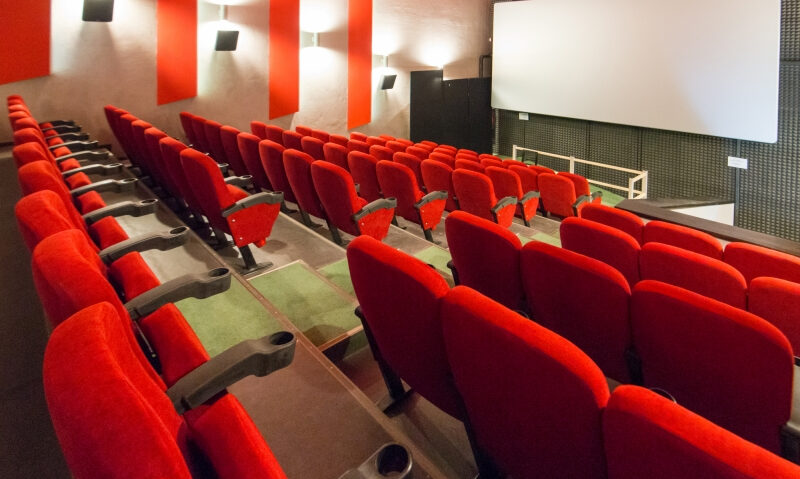 Cinematograful Arta din Sfântu Gheorghe marchează 9 ani de succes cu recorduri de audiență