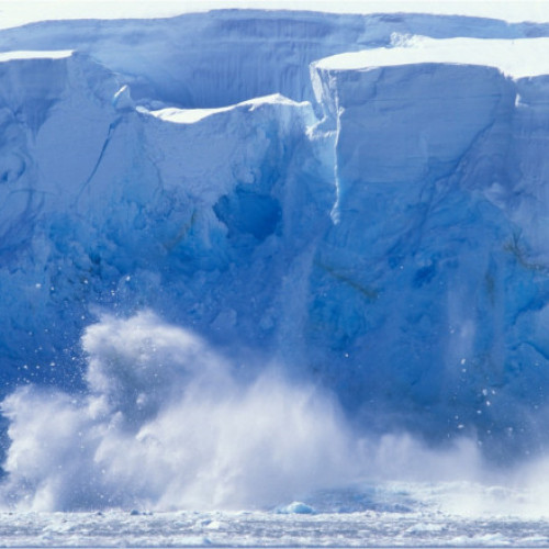 Fenomenul tsunamiurilor subacvatice și topirea ghețarilor din Antarctica