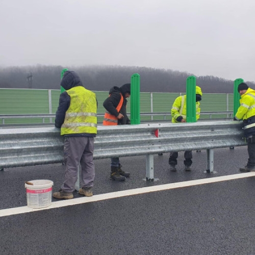 Patru asocieri și companii se luptă pentru tronsonul Autostrăzii Unirii