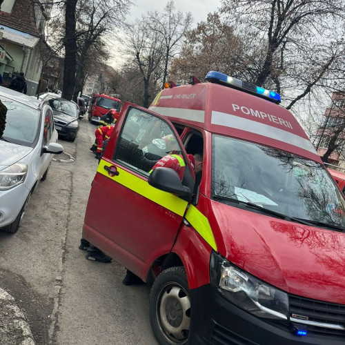 Accident rutier în Bistrița: Doi bărbați transportați la spital