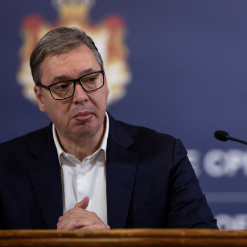 Președintele sârbe anunță includerea roboților înarmați în parada militară