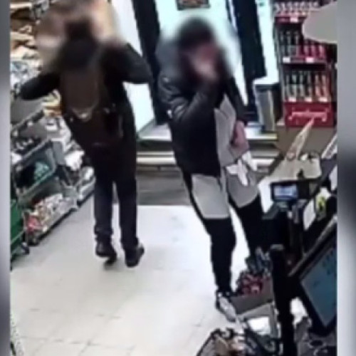 Incidente violente în București: Un tânăr irlandez înjunghiat de prieten