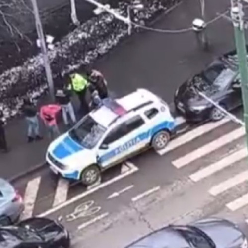 Polițist din Arad, reținut de ofițerii anticorupție în timpul serviciului
