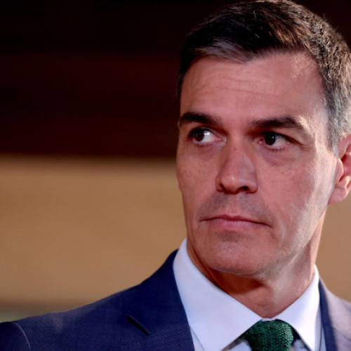 Spania interzice accesul minorilor la rețelele sociale sub 16 ani