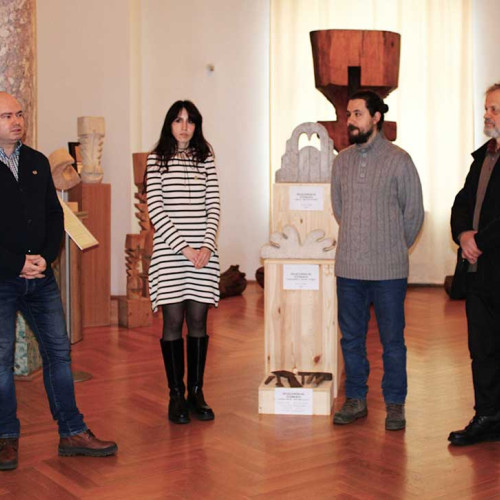 Expoziția dedicată sculptorului Nicăpetre, deschisă până în martie 2026