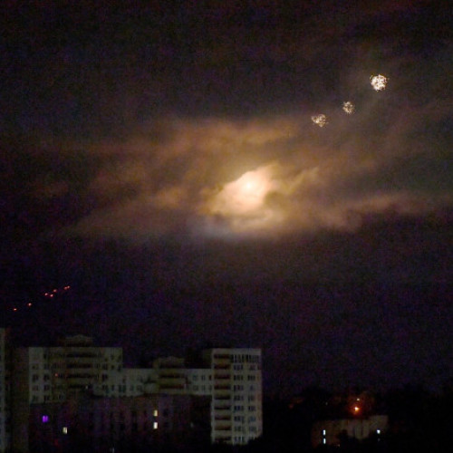 Atacurile rusești destabilizează rețeaua energetică din Kiev