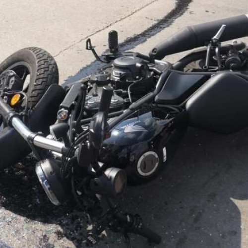 Accident rutier pe Bulevardul Pop de Băsești: un tânăr motociclist rănit