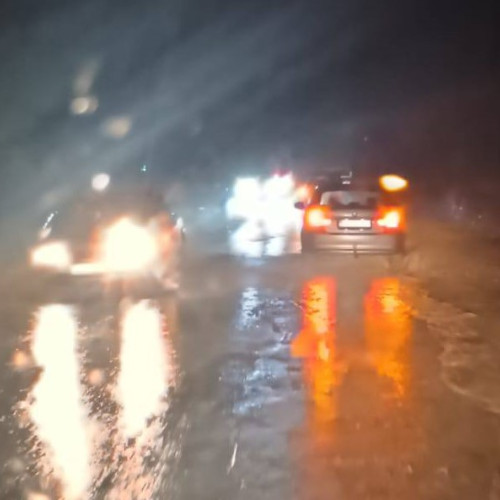 Ploile abundente generează probleme de circulație în Focșani și Urechești