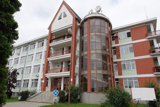 Spitalul Municipal Târgu Secuiesc suspendă urgențele din cauza lipsei medicilor anesteziști