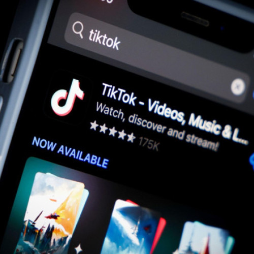 Comisia Europeană estimează că TikTok invadează bunăstarea utilizatorilor prin design