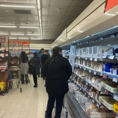 Retragerea loturilor de lapte praf din magazine din cauza contaminării