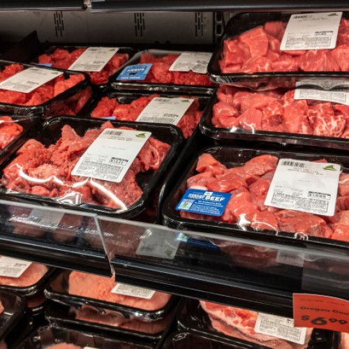 Raportul EFSA atrage atenția asupra riscurilor legate de carnea albuminoasă