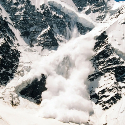 Trei schiori își pierd viața în avalanșe din Alpii Italieni