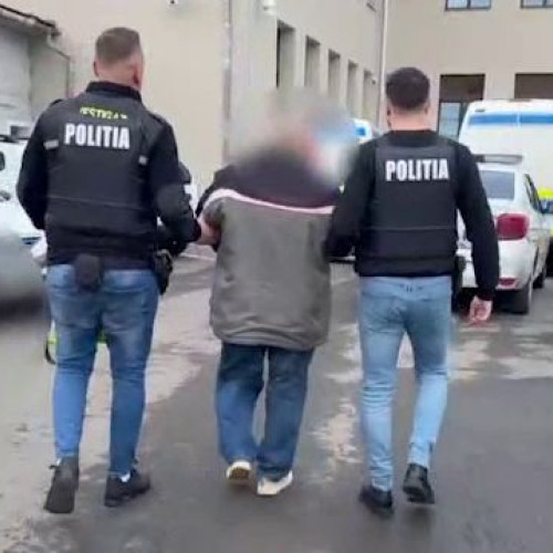 Ultraj contra bunelor moravuri în autobuz, suspect reținut temporar