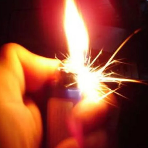 Bărbat din Slobozia reținut după ce a incendiat propria locuință