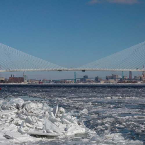 Trump amenință că va bloca deschiderea podului dintre SUA și Canada