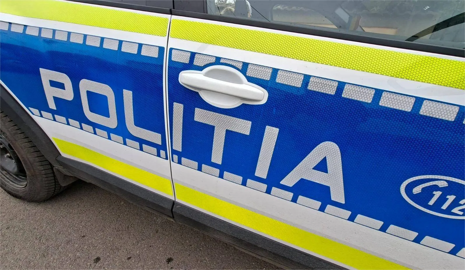 Accident rutier în Mușetești: Un bărbat rănit de un utilaj agricol