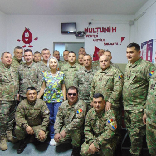 Militarii din Dâmbovița participă la o campanie de donare de sânge
