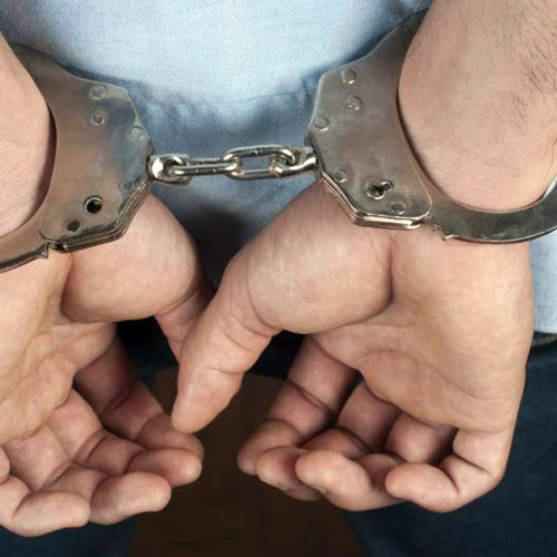 Tânăr din Piatra-Neamț, extrădat din Elveția, arestat pentru trafic de persoane