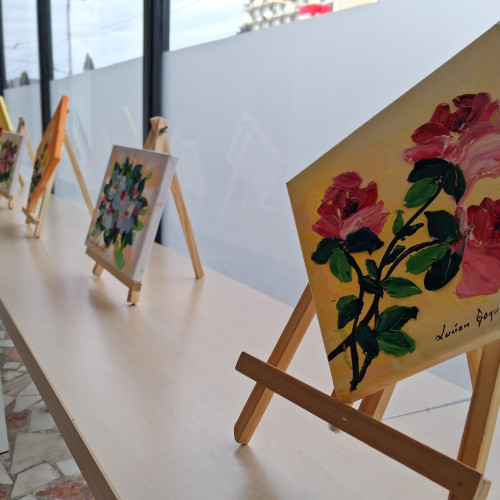 Expoziție dedicată iubirii și regenerării la Galeriile „Lascăr Vorel”