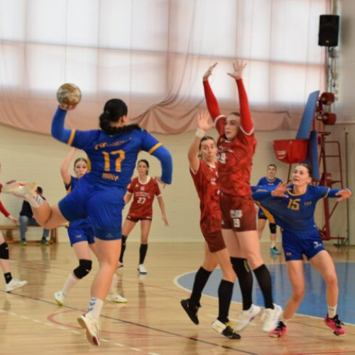 Etapa finală a Diviziei A de handbal feminin a început cu meciuri emoționante