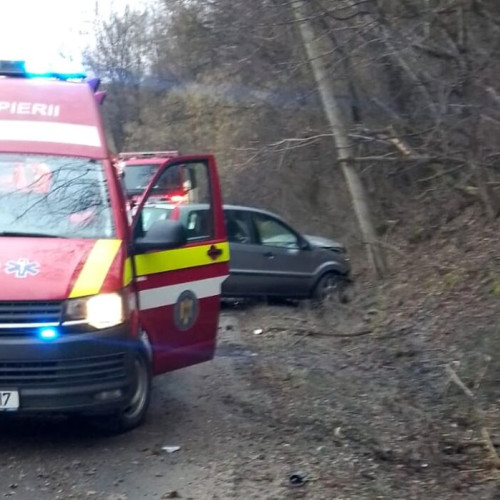 Accident rutier pe un drum din Bistrița-Năsăud: o persoană rănită