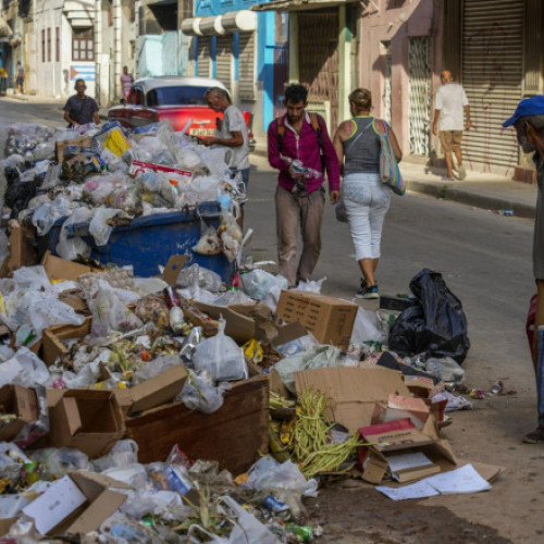 Havana se confruntă cu o criză a gunoaielor din cauza restricțiilor americane