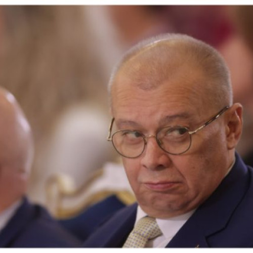 Nicuşor Dan îl rechemează pe Dan Mihalache din funcția de ambasador în Cipru