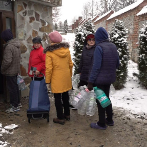 Locuitorii din Curtea de Argeș nu au apă din cauza companiei locale