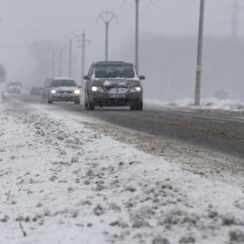 Vremea se răcește în București cu precipitații variate până duminică