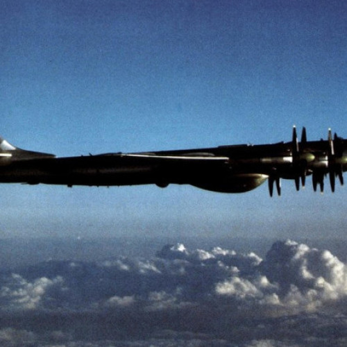 NORAD a interceptat avioane militare rusești în apropierea Alaskăi