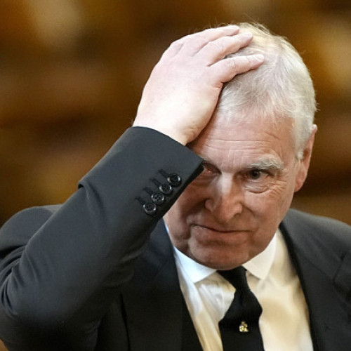 Percheziții continuă la Royal Lodge după arestarea lui Andrew Mountbatten-Windsor