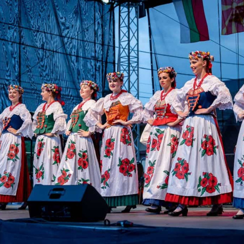 Ziua internațională a limbii materne 2026: tinerii și educația multilingvă