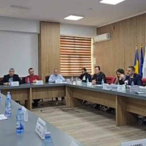 Scandal la Slatina: Primarul Mario De Mezzo atacă un antreprenor local