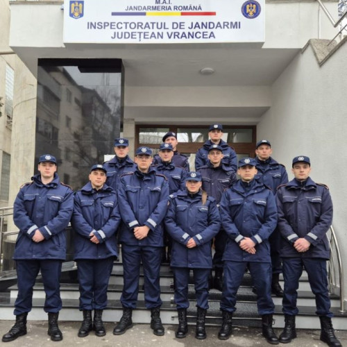 Treisprezece elevi jandarmi încep stagii de practică în Vrancea