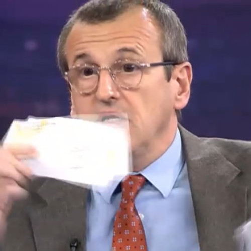 Gestul controversat al politologului Cristian Preda față de măsurile de austeritate