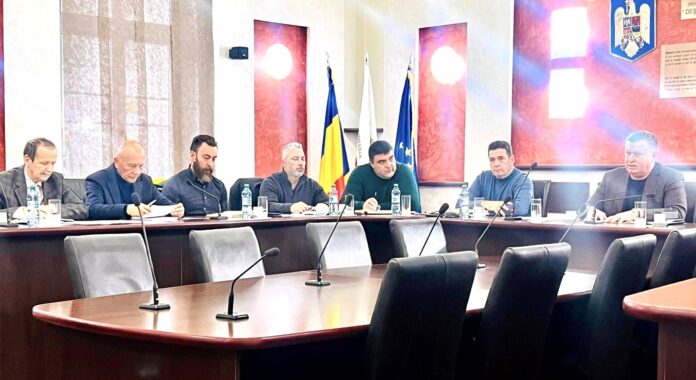 Primarul Gutău inițiază consultări cu asociațiile de proprietari din Râmnicu Vâlcea