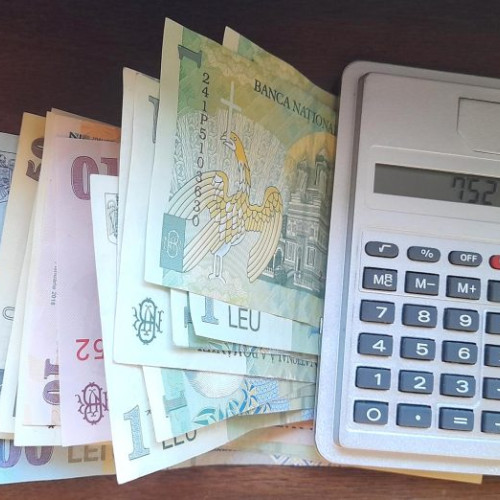 Guvernul adoptă bonificații pentru impozite și schimbări în TVA