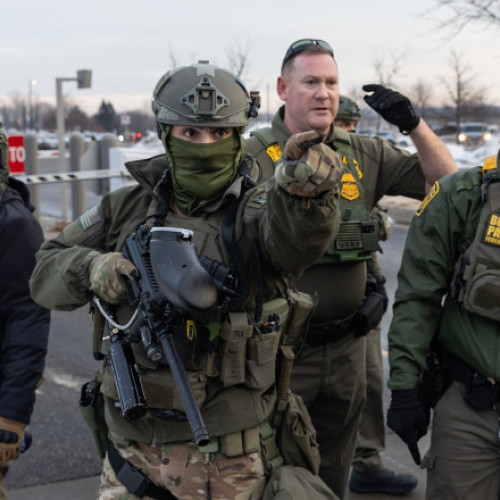 Agenția ICE angajează mii de ofițeri pentru campania de deportare a lui Trump