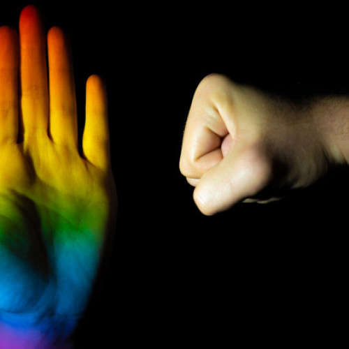 Ofensiva extremelor drepte împotriva comunității LGBTQ+ în Europa